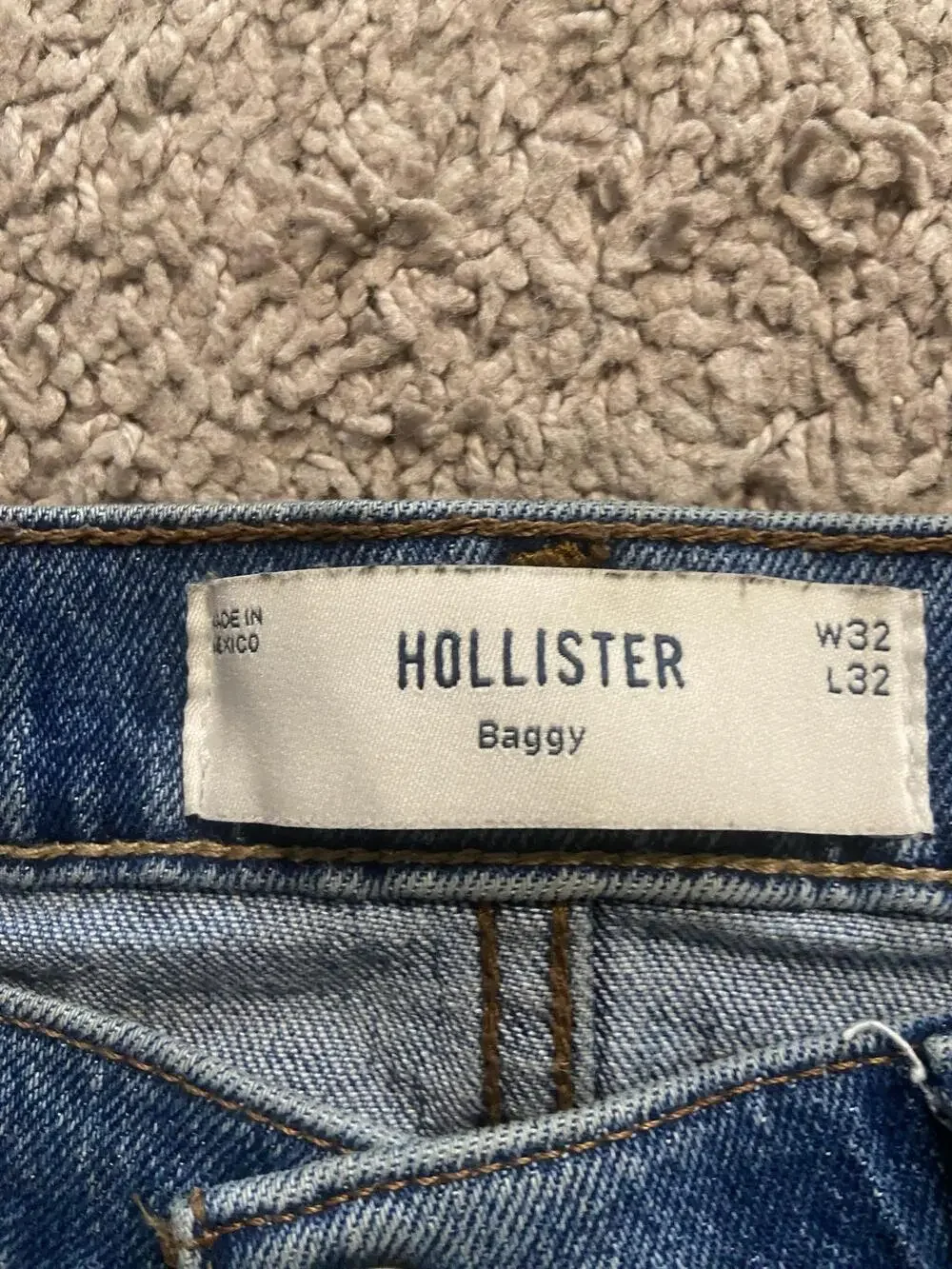 Hollister Baggy Jeans Mens 32x32 Blue Med Wash Relaxed Straight Denim Pockets